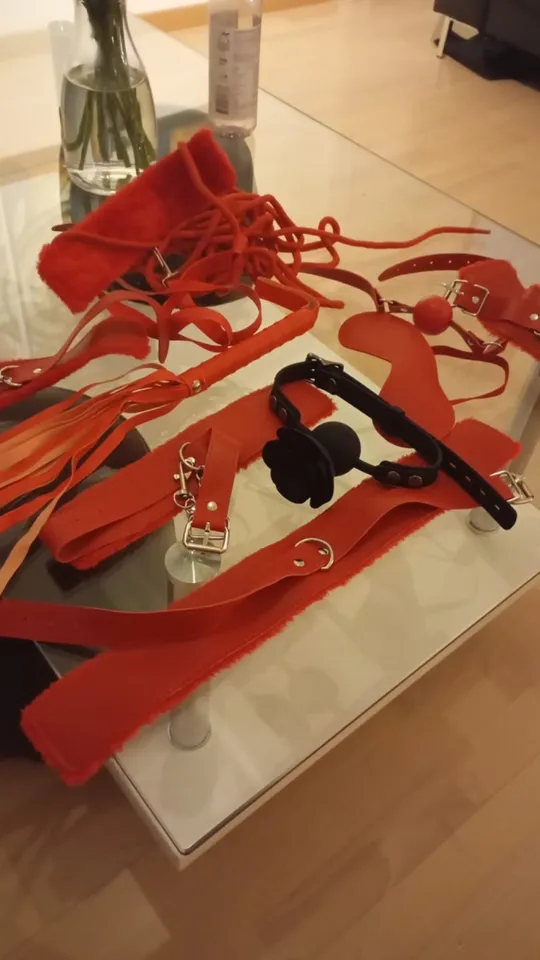 Mel , 28 jhare / Milch im Mund 💦Ohne tabu 24Hr 🔥Partygirl , Analsex, küss😘 — foto 1