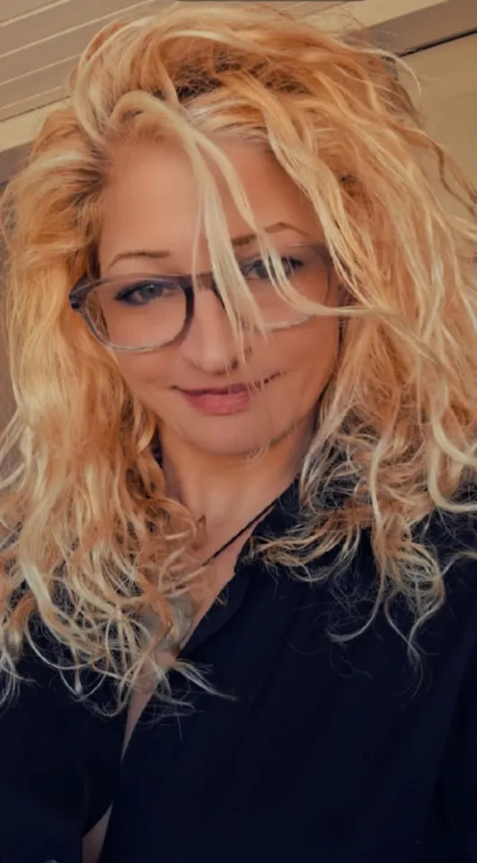 Tabulos♥️Kleine neue Milf — Foto 1