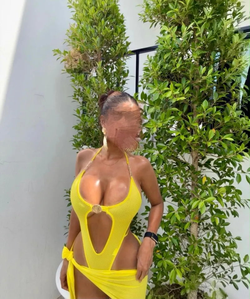 massage relaxing mit thermalbad in baden — Foto 1